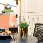 Navona Style Pensionat 4*